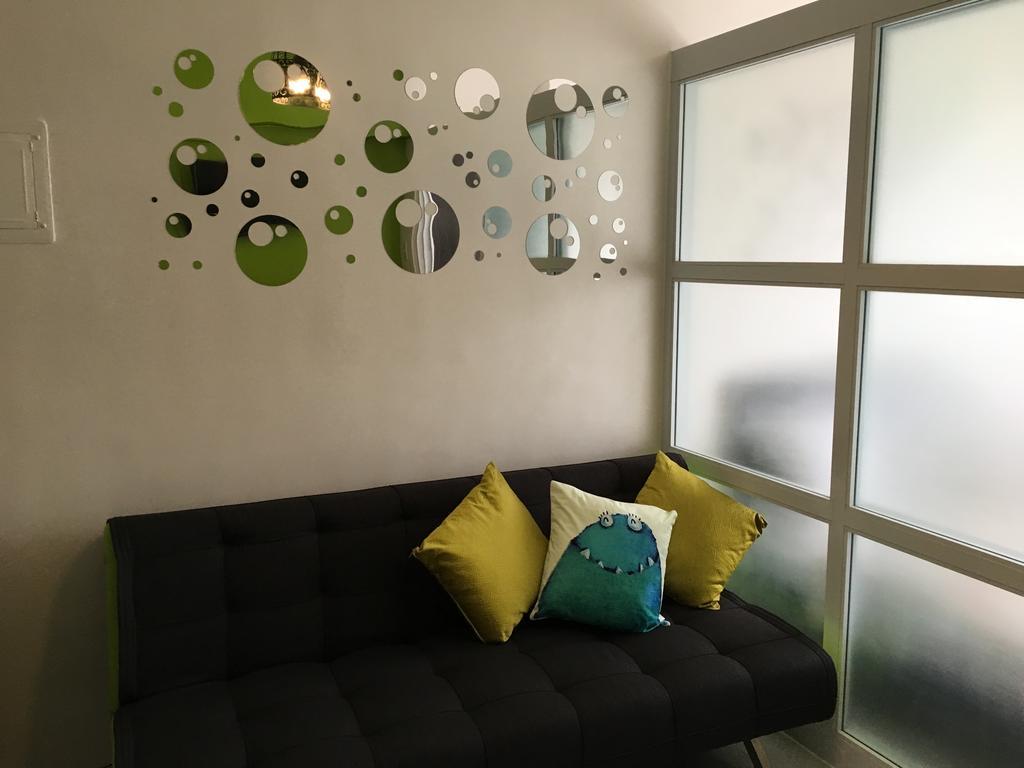 Mary'S Crib Cityland Prime Tagaytay With Free Wifi & Swimming Tagaytay City Exterior photo